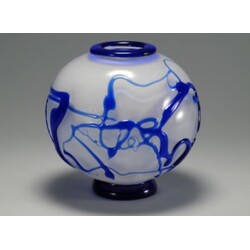 Václav Cempírek - Vase 11 2003 09/15